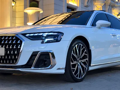 2023 اودي اي 8 50 تي إي اف اي