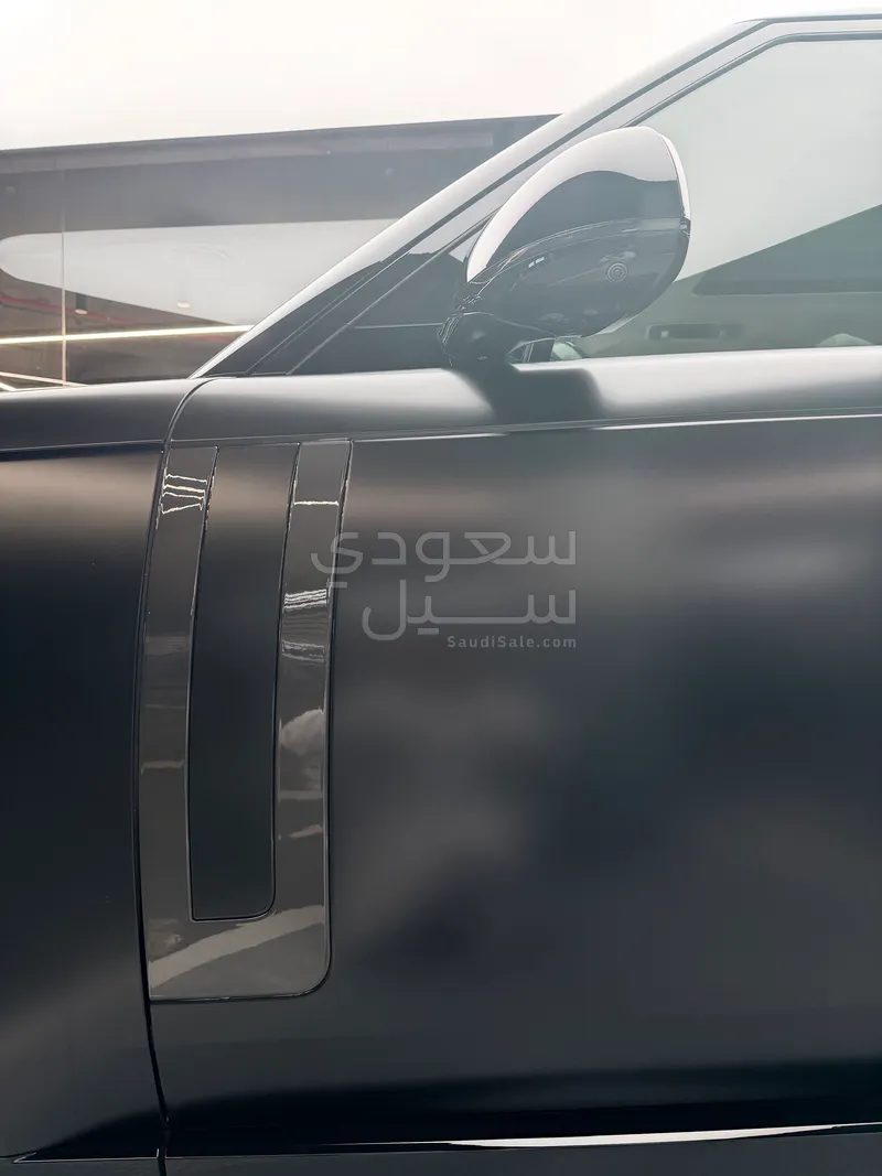 2024 لاند روفر رينج روفر اتش اس اي