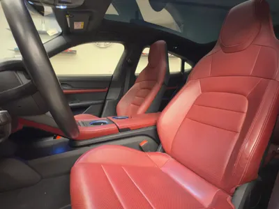 2023 بورش تايكان
