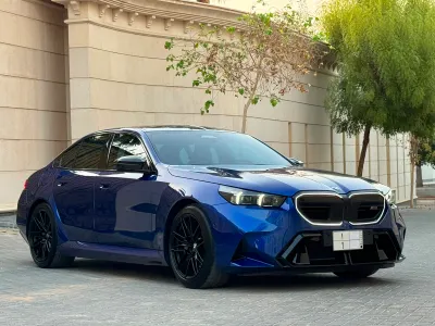 2025 بي ام دبليو الفئة ام إم 5