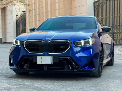 2025 بي ام دبليو الفئة ام إم 5