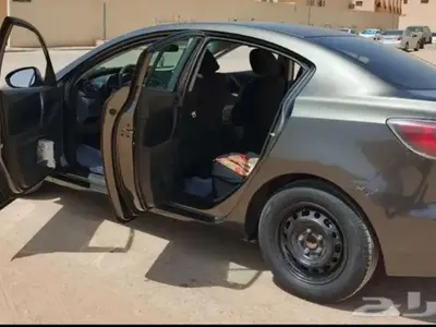 2011 مازدا مازدا 3