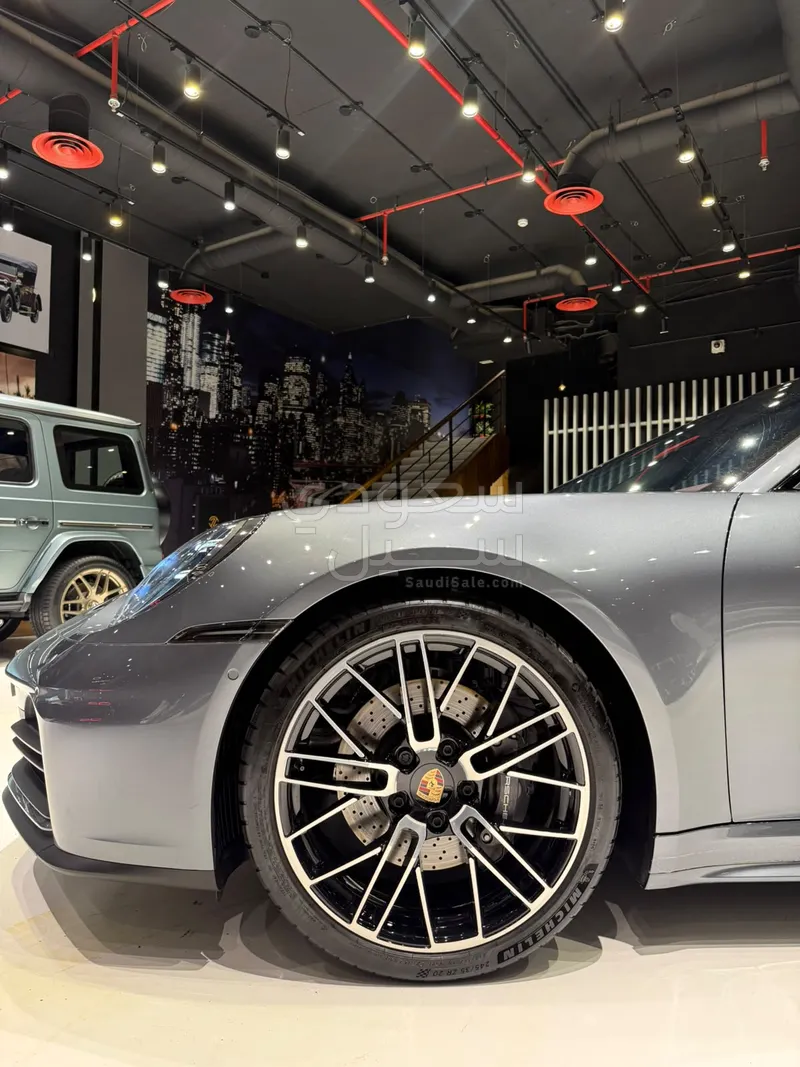 2026 بورش 911 كاريرا