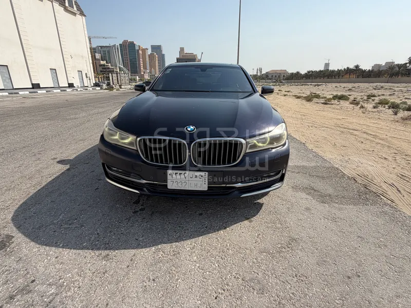 2016 بي ام دبليو الفئة السابعة 740 إل أي