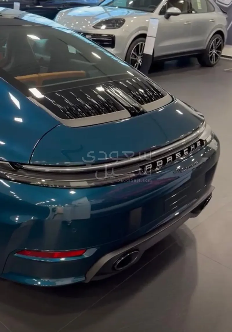 2026 بورش 911 كاريرا