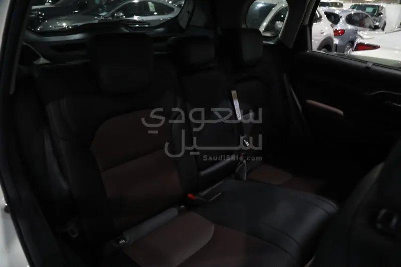 2026 تويوتا اوربان كروزر جي ال اكس