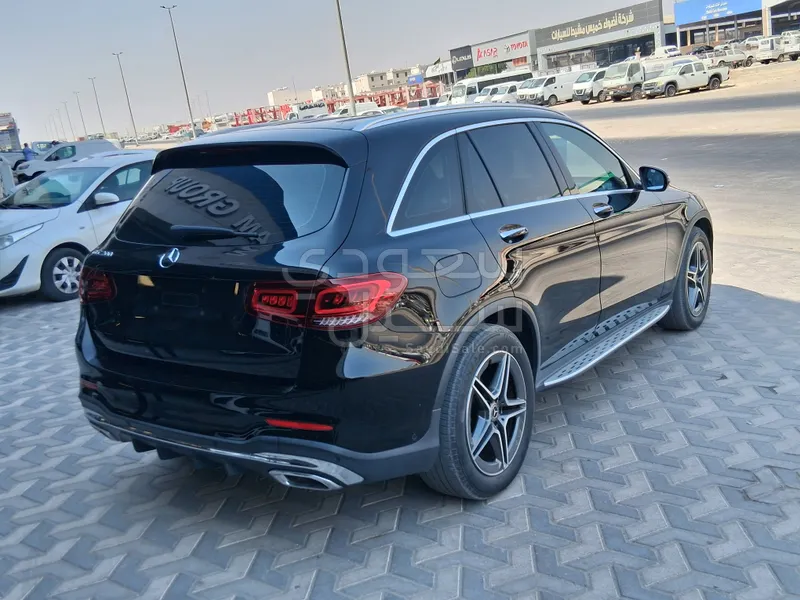 2021 مرسيدس - بنز جي إل سي 200