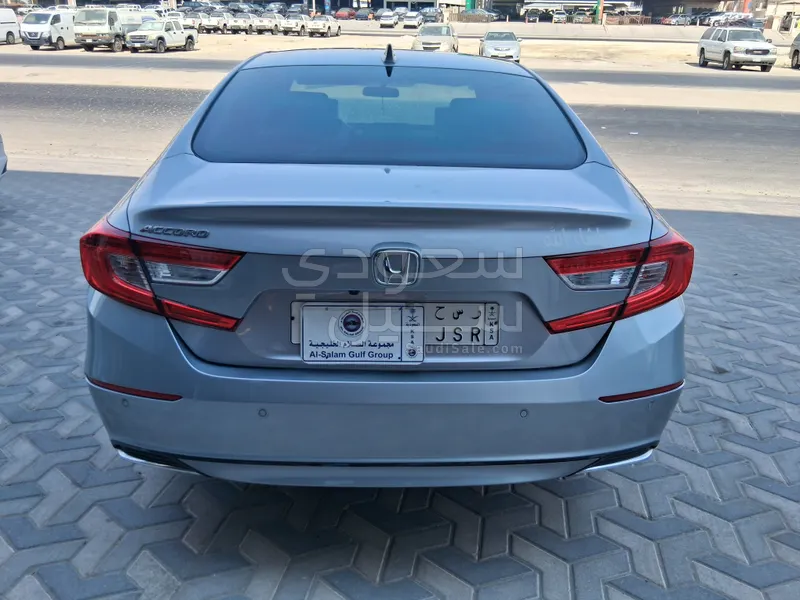 2022 هوندا اكورد