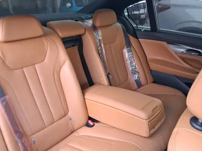2020 بي ام دبليو الفئة السابعة 730 إل أي