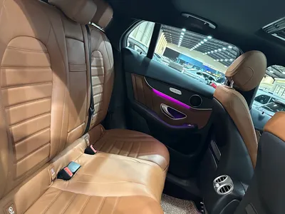 2021 مرسيدس - بنز جي إل سي 300