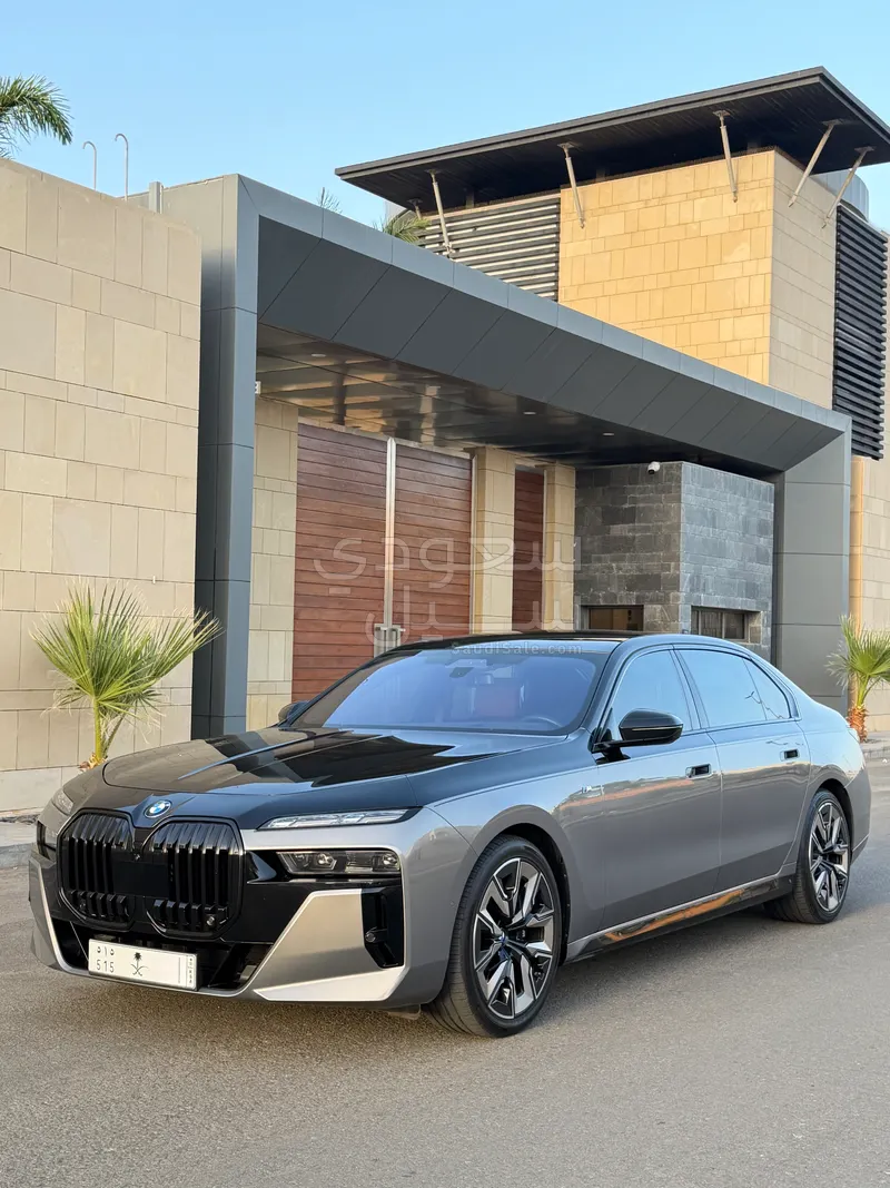 2023 بي ام دبليو الفئة السابعة 760 إل أي إم