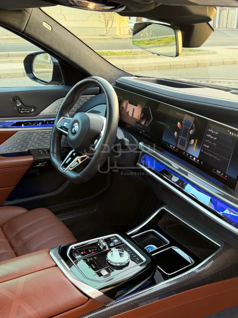 2023 بي ام دبليو الفئة السابعة 760 إل أي إم