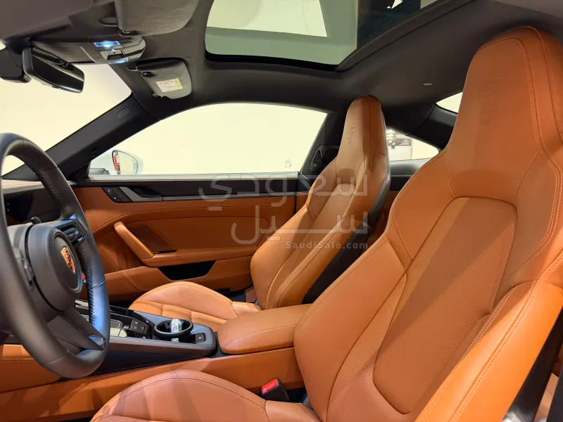 2026 بورش 911 كاريرا