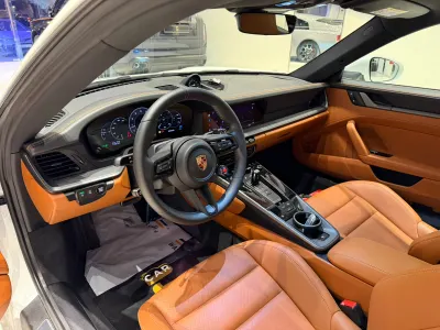 2026 بورش 911 كاريرا