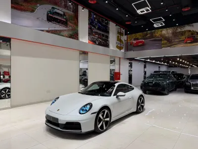 2026 بورش 911 كاريرا