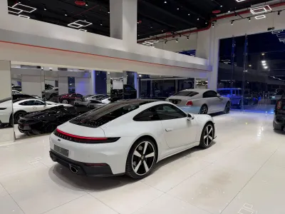 2026 بورش 911 كاريرا