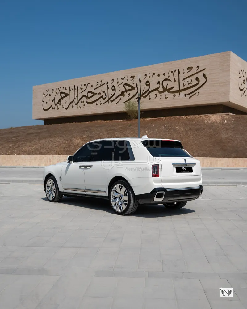2025 رولز رويس كولينان