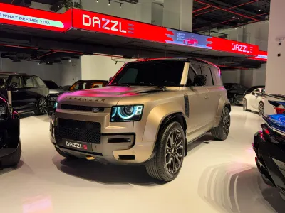 2025 لاند روفر ديفيندر اوكتا