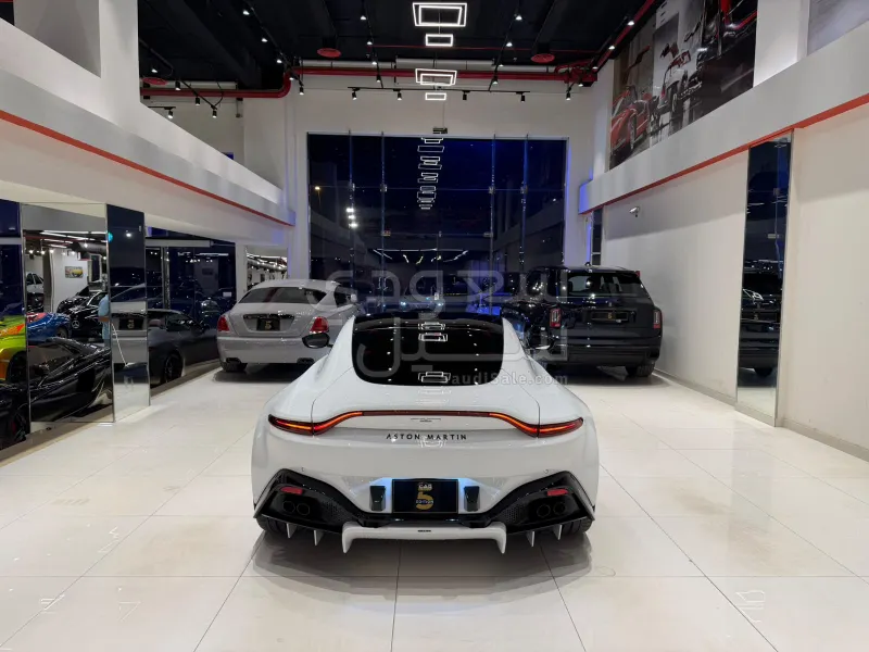 2022 استون مارتن فانتج