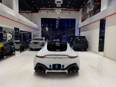 2022 استون مارتن فانتج