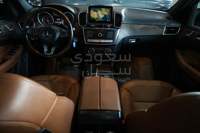 2016 مرسيدس - بنز جي إل إي 500 أي إم جي