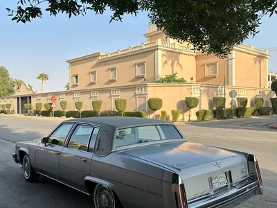 1984 كاديلاك ديفيل