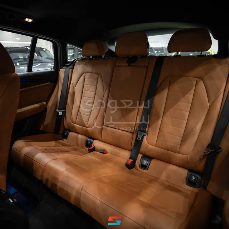 2023 بي ام دبليو الفئة اكس 4