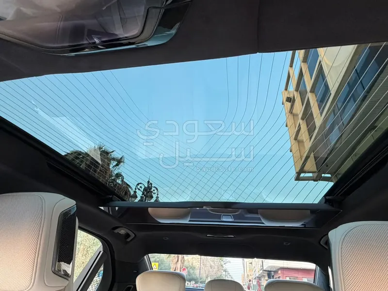 2027 بي ام دبليو الفئة السابعة 735أي