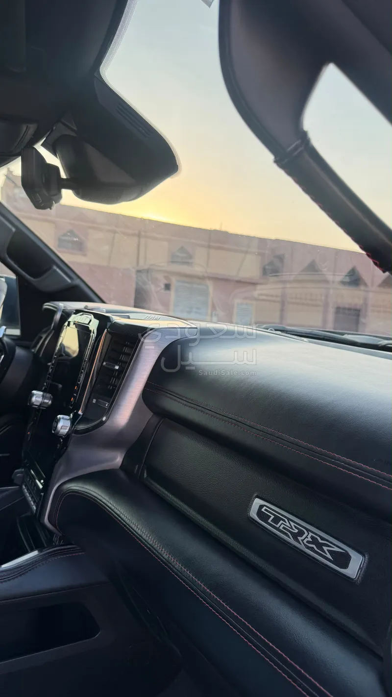 2022 دودج رام تي ار اكس