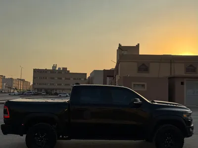 2022 دودج رام تي ار اكس