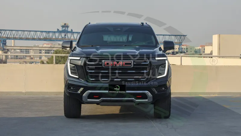 2025 جي ام سي يوكون اي تي 4