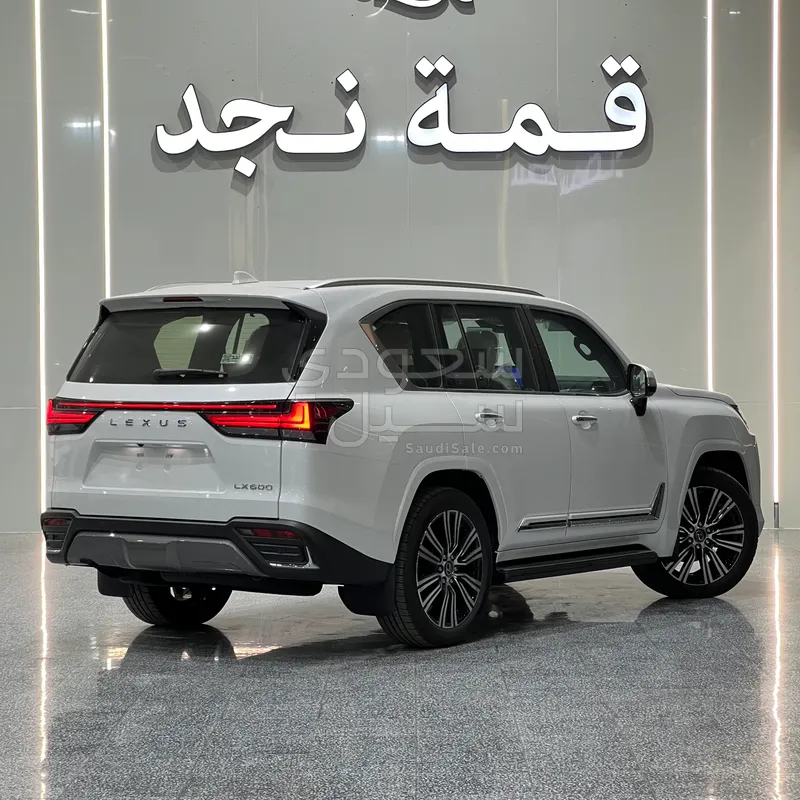 2026 لكزس إل إكس 600 BB