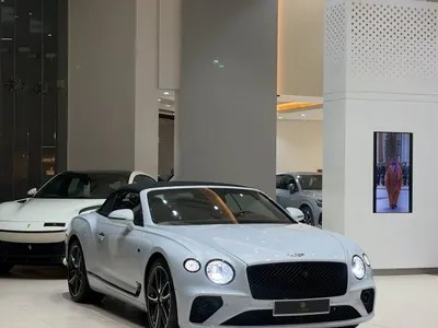 2019 بنتلي كونتيننتل جي تي الاصدار الاول