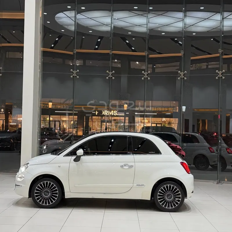 2021 فيات 500