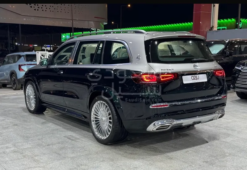 2022 مرسيدس - بنز جي إل إس 600 مايباخ