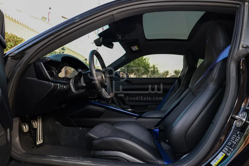 2025 بورش 911 كاريرا تي