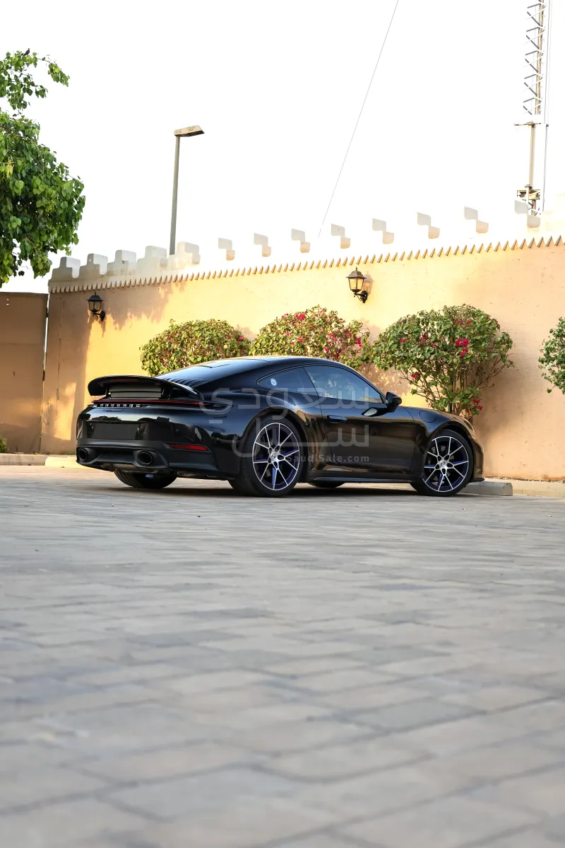2025 بورش 911 كاريرا تي