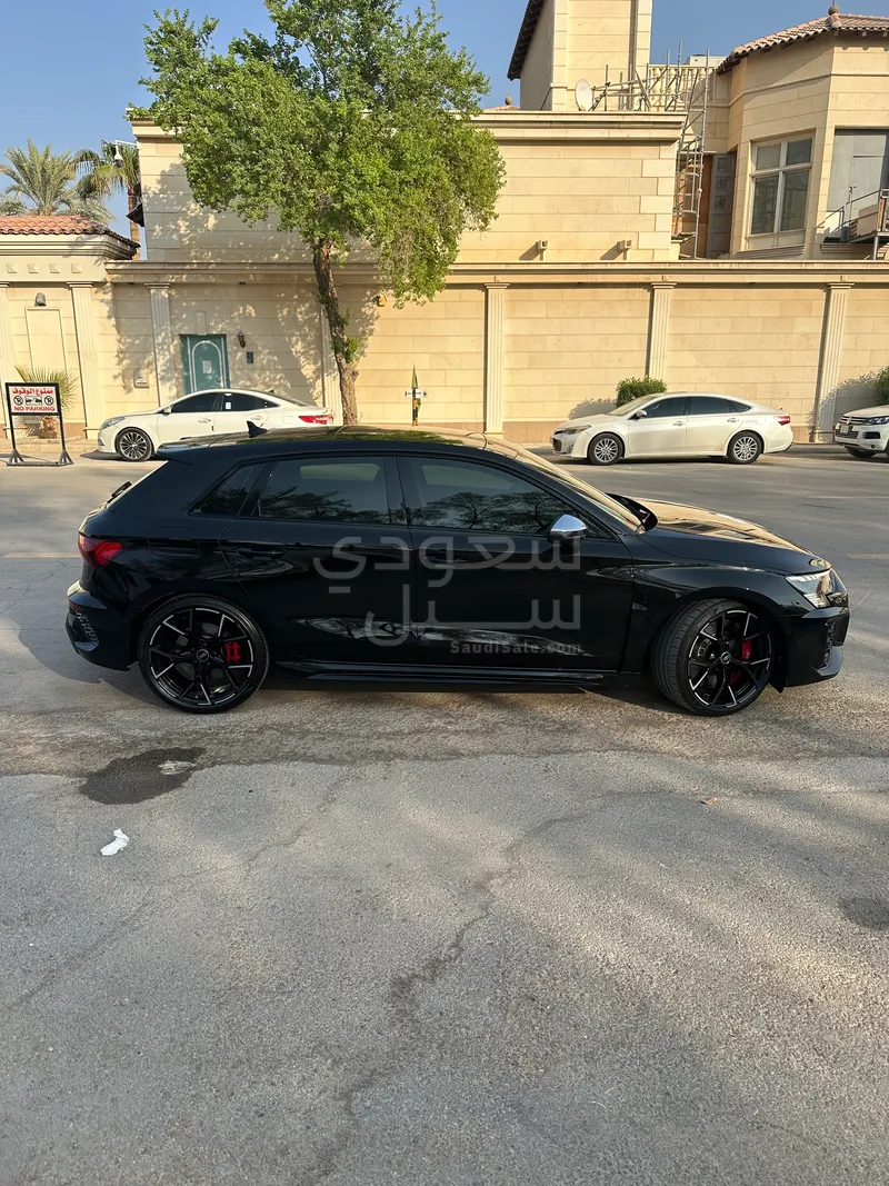 2024 اودي ار اس 3