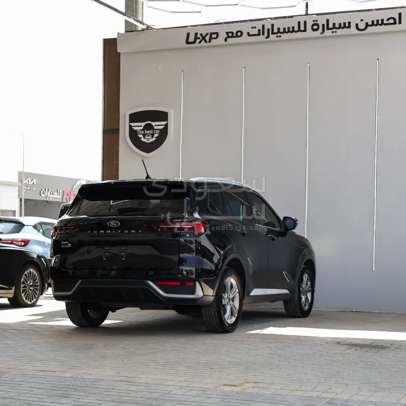 2025 فورد تيريتوري امبيانتي