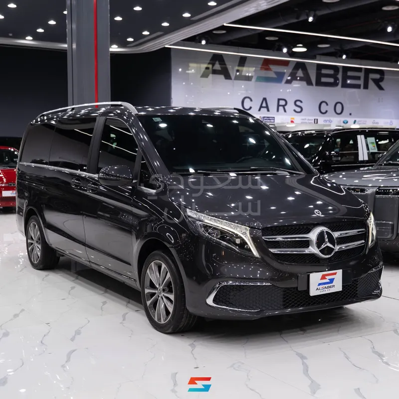 2022 مرسيدس - بنز في 250