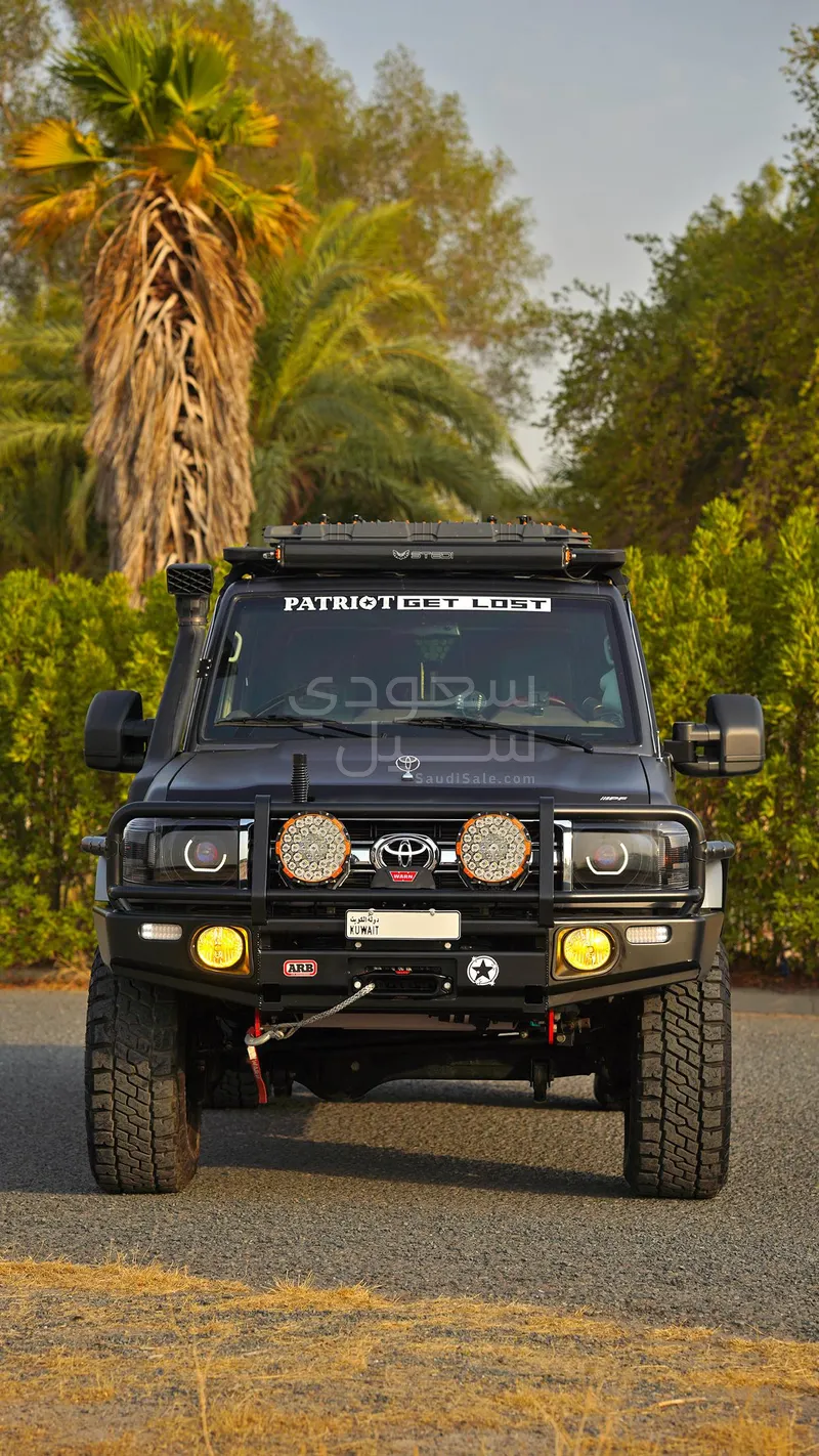 2021 Toyota Land Cruiser LX