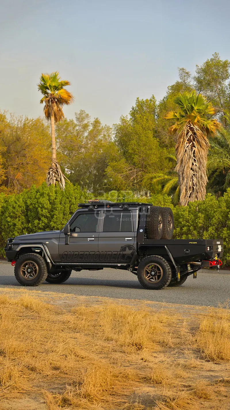 2021 Toyota Land Cruiser LX