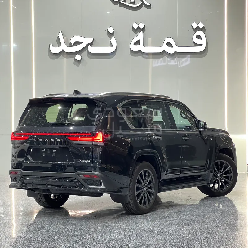 2026 لكزس إل إكس 600 إف