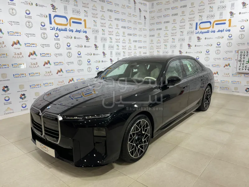2027 بي ام دبليو الفئة السابعة 735أي