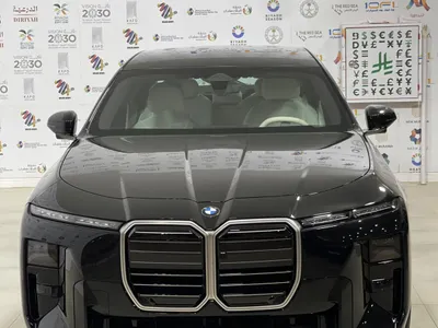 2027 بي ام دبليو الفئة السابعة 735أي