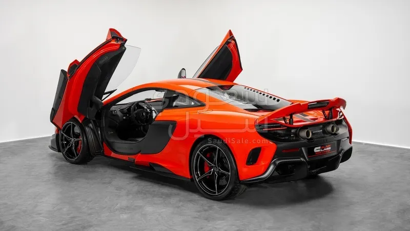 2016 مكلارين 675 إل تي
