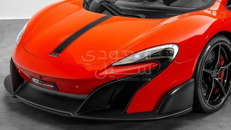 2016 مكلارين 675 إل تي