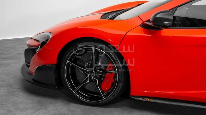 2016 مكلارين 675 إل تي