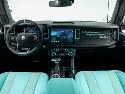 2025 فورد برونكو سبورت