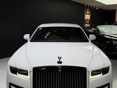 2021 رولز رويس قوست بلاك بادج